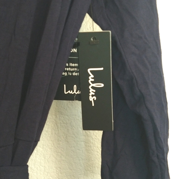 NWT Lulu's Garden District Navy Wrap Maxi Stretchy Dress Size Medium Slit - Picture 7 of 11